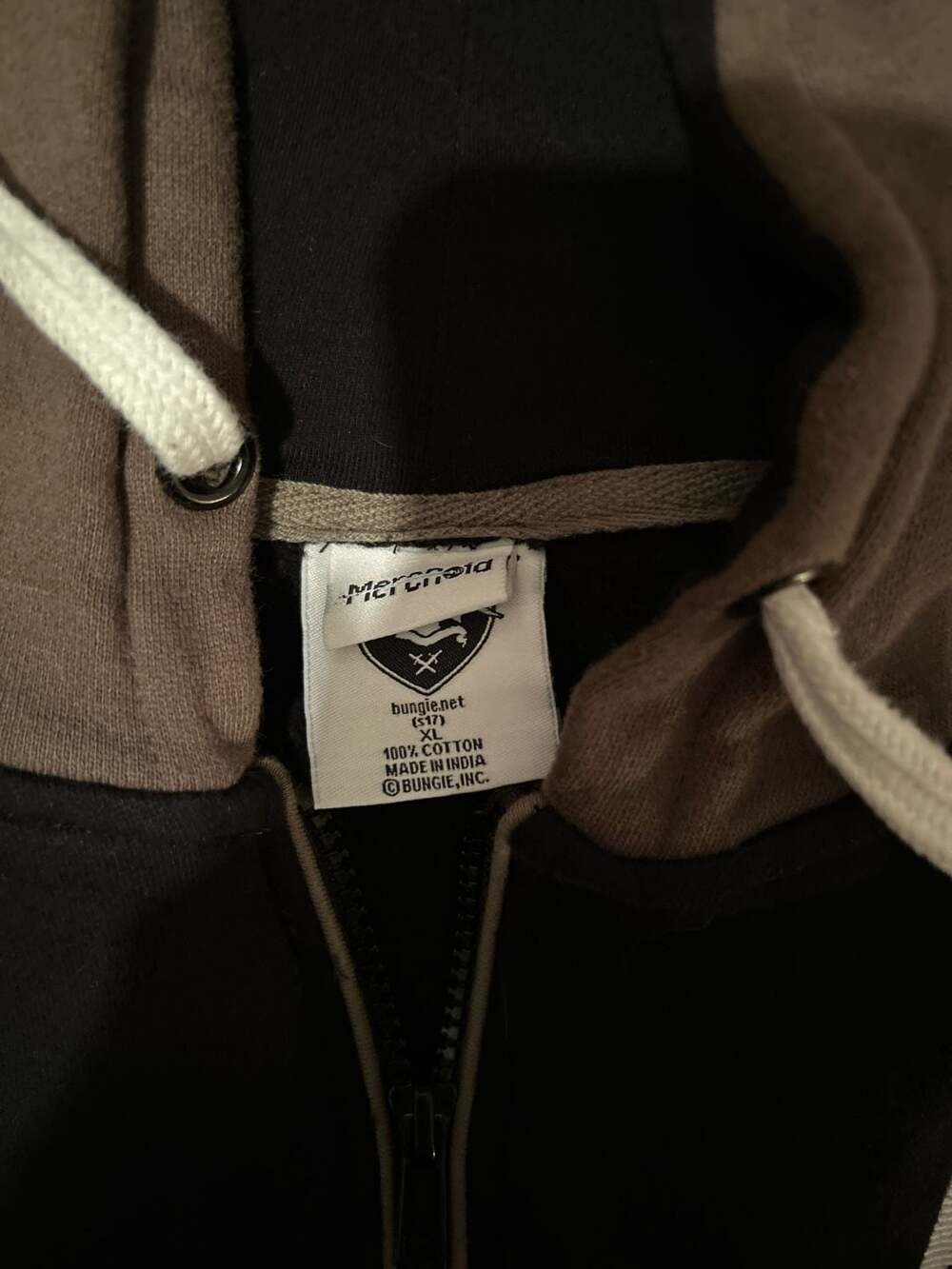 Merchoid Destiny Hunter Class Zip-Up Hoodie, Size XL - Picture 2 of 5